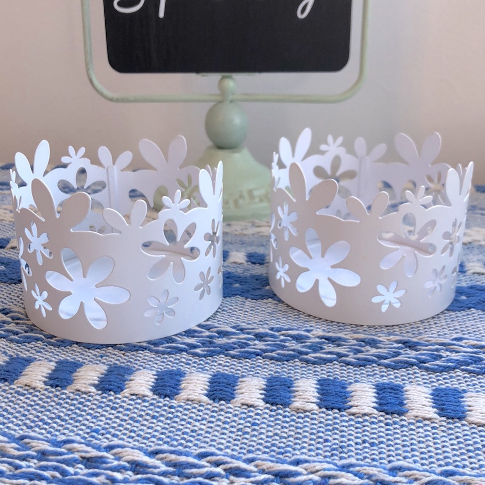PARTYLITE BLOSSOM CANDLE HOLDER PAIR
